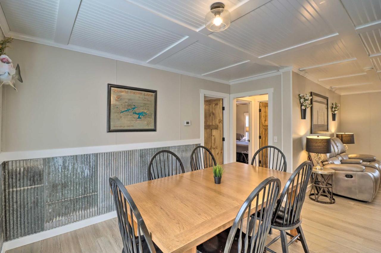 Lakefront Greers Ferry Cabin With Covered Boat Slip! Fairfield Bay Exterior foto